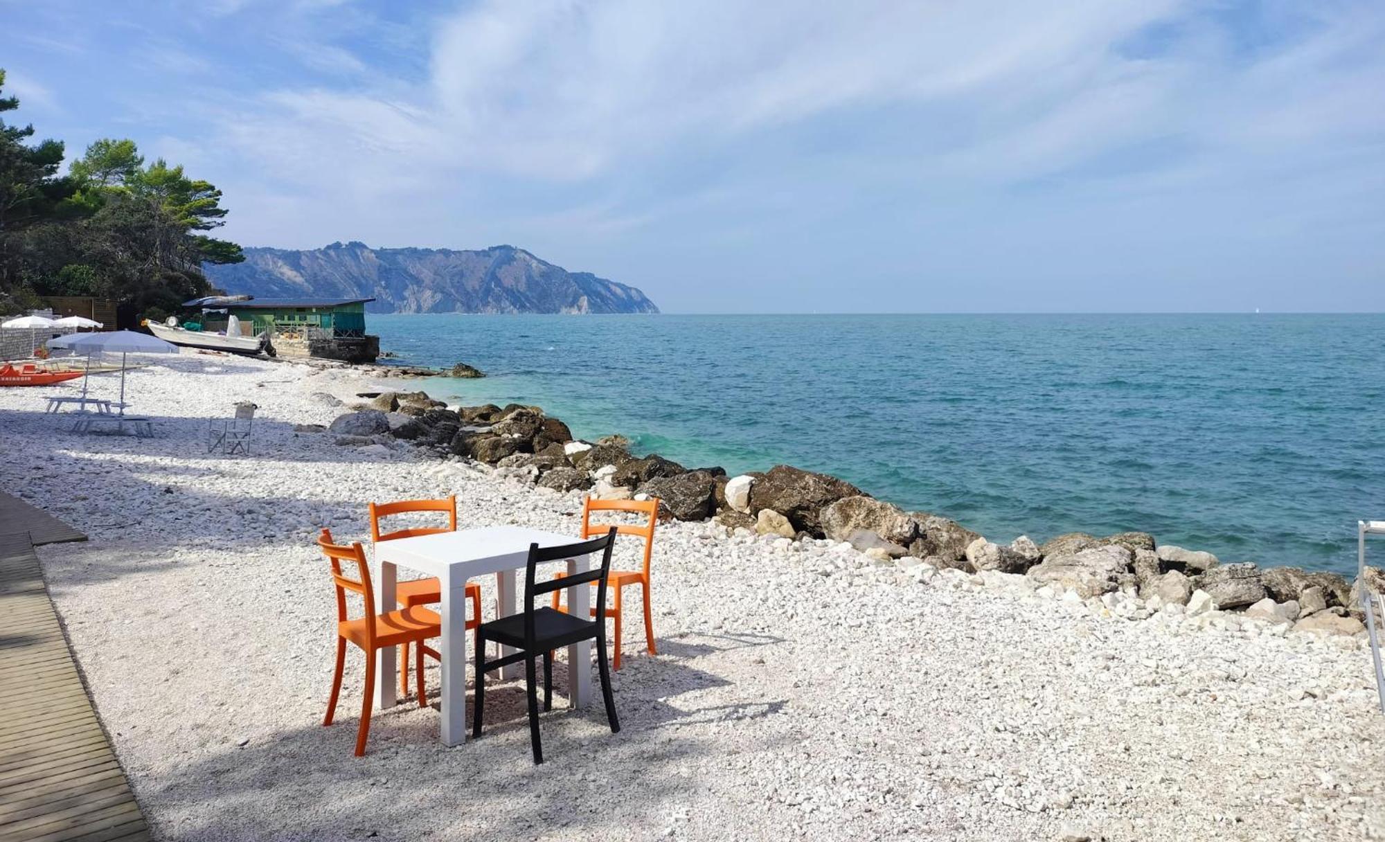 Mansarda Dasy Ancona Exterior photo